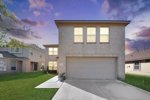 16820 Infield Ct, Conroe, TX 77385