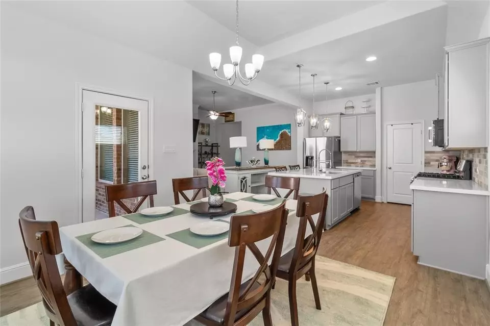 Dining - 4831 Dove Cove Ln, League City, TX 77573 photo 1 of 1