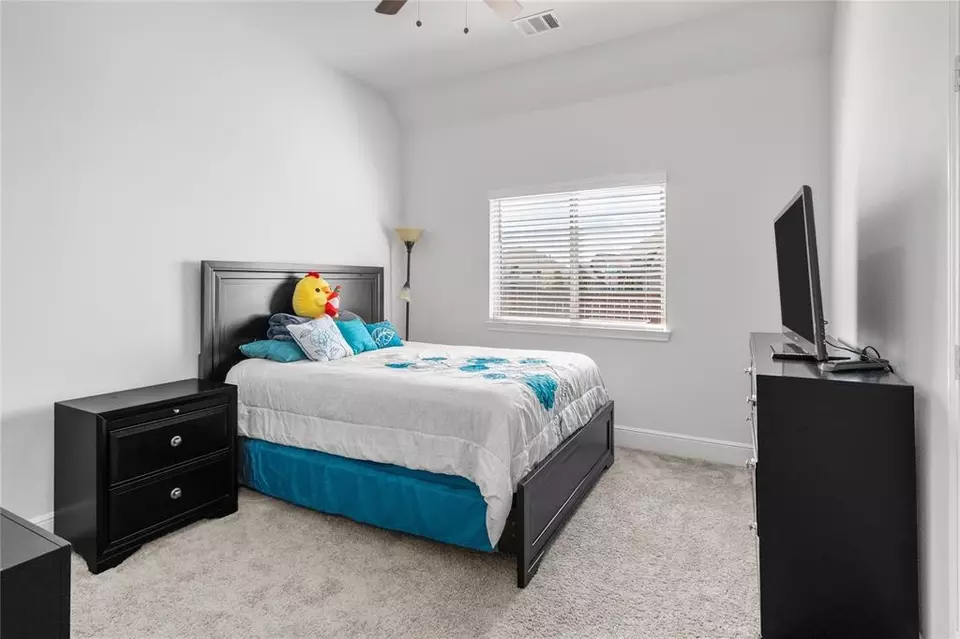 Bedroom - 4831 Dove Cove Ln, League City, TX 77573 photo 4 of 5