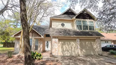 3 Rain Walk Ct, The Woodlands, TX 77380