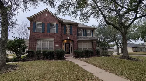 1902 Pepper Tree Ct, Sugar Land, TX 77479