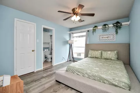 Bedroom - 7 New Dawn Pl, Conroe, TX 77385 photo 2 of 8