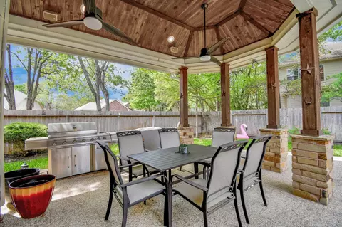 Exterior - 7 New Dawn Pl, Conroe, TX 77385 photo 3 of 7