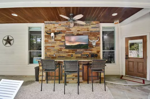 Exterior - 7 New Dawn Pl, Conroe, TX 77385 photo 4 of 7