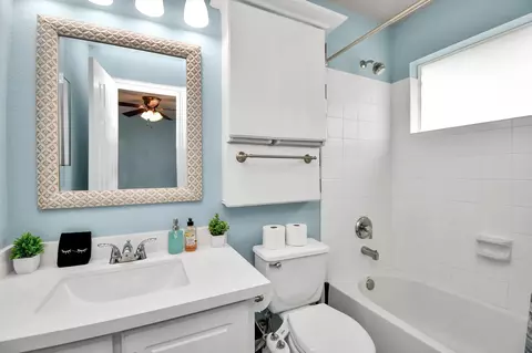 Bath - 7 New Dawn Pl, Conroe, TX 77385 photo 1 of 5