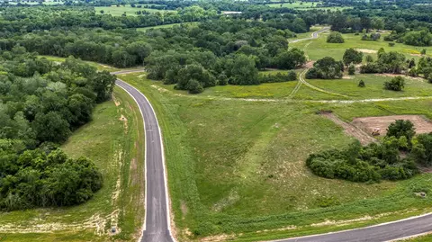 2 Prairie Blossom Way # -9, Brenham, TX 77833