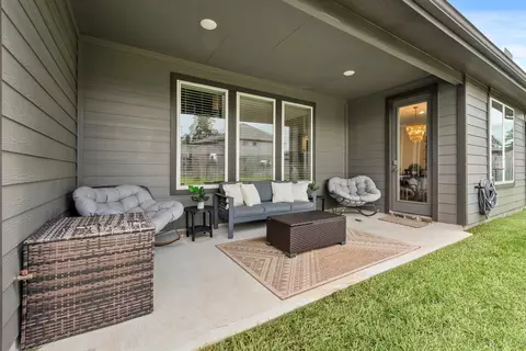 Exterior - 10009 Gray Jay Ct, Conroe, TX 77384 photo 3 of 4