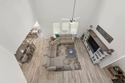Entry Way - 10009 Gray Jay Ct, Conroe, TX 77384 photo 3 of 4