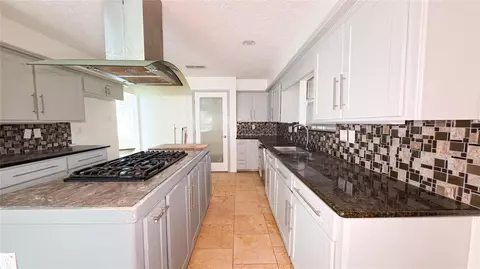 Kitchen - 17826 Mahogany Forest Dr, Spring, TX 77379 photo 2 of 4