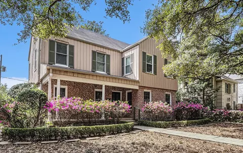 2005 Wroxton Rd, Houston, TX 77005