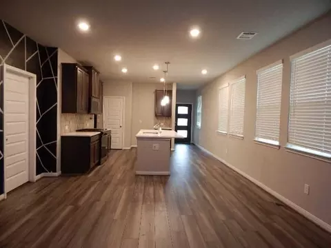Living - 7103 Silverleaf Oak St, Conroe, TX 77304 photo 5 of 5