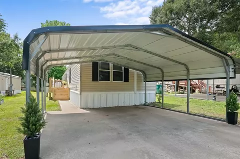 13053 Oak Manor Ct, Willis, TX 77318