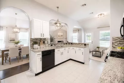Kitchen - 303 Burris Park Dr, Spring, TX 77373 photo 3 of 4