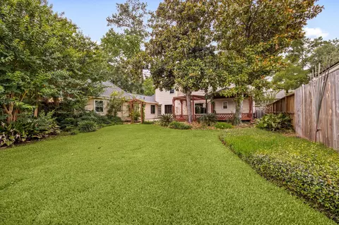 Exterior - 6623 Ampton Dr, Spring, TX 77379 photo 7 of 8