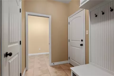 Entry Way - 1904 Debbie Dr, Bryan, TX 77802 photo 3 of 3