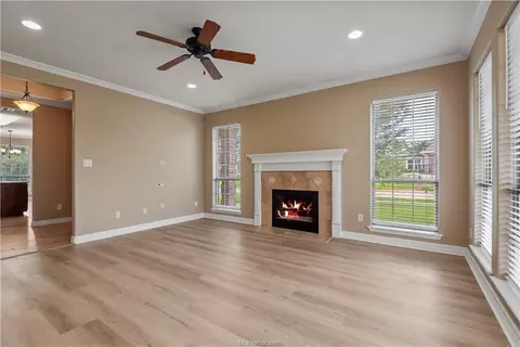 Living - 1904 Debbie Dr, Bryan, TX 77802 photo 3 of 5