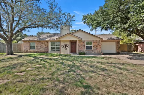 4756 Brompton Ln, Bryan, TX 77802