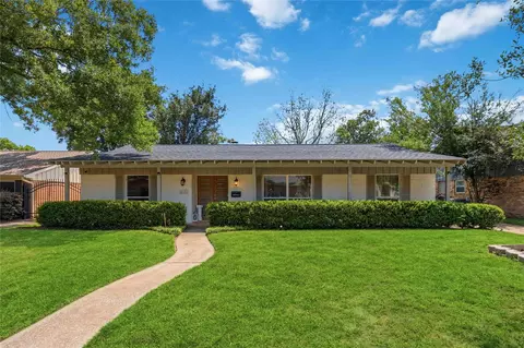 6131 Dumfries Dr, Houston, TX 77096