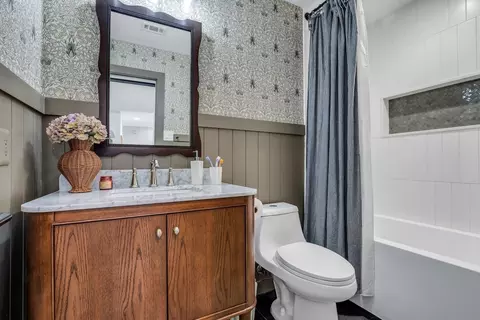 Bath - 748 Forest Lane Dr, Conroe, TX 77302 photo 4 of 4