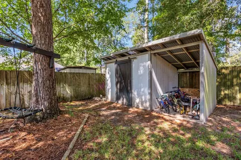 Exterior - 748 Forest Lane Dr, Conroe, TX 77302 photo 7 of 7