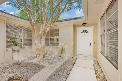 Exterior - 6611 Archgate Dr, Spring, TX 77373 photo 3 of 5