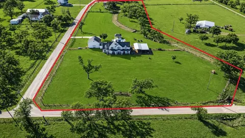 3103 Brundrett Rd, Wallis, TX 77485