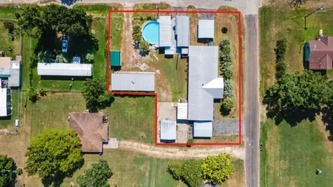 View/Area - 149 E Austin Ave, Onalaska, TX 77360 photo 2 of 2