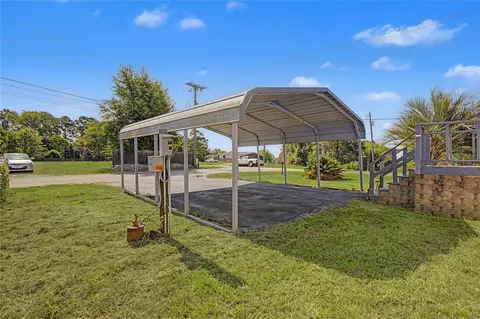 Exterior - 149 E Austin Ave, Onalaska, TX 77360 photo 8 of 12