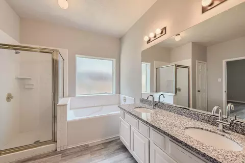 Bath - 3619 Landon Park Dr, Katy, TX 77449 photo 2 of 3