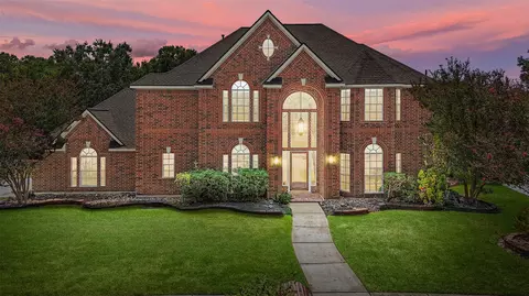 3123 Wilshire Ln, Baytown, TX 77521