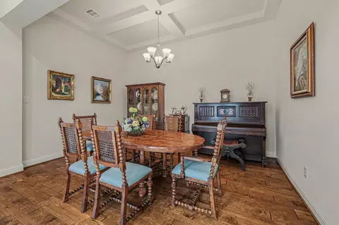 Dining - 7434 Kearney Hill Ln, Spring, TX 77389 photo 2 of 3