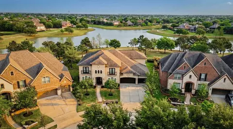 18522 Wade Creek Ln, Cypress, TX 77433