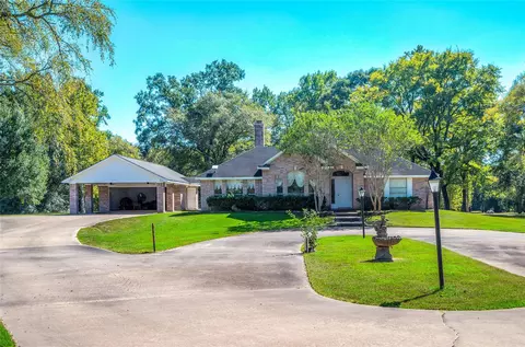 27843 Krezdorn Rd, Hockley, TX 77447