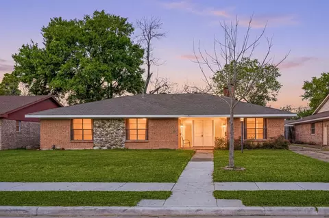 119 Ravenhead Dr, Houston, TX 77034