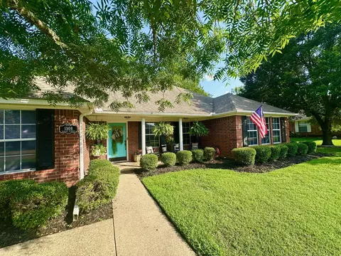 1308 Hagan St, Crockett, TX 75835