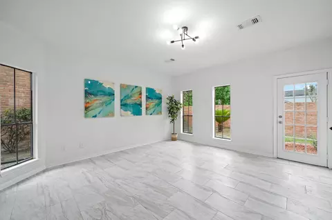 4731 N Cashel Cir, Houston, TX 77069