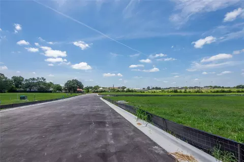 513 Trend View Dr, Weimar, TX 78962 photo 9