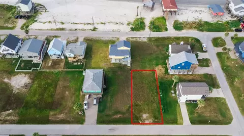 13206 Jolly Roger Dr, Freeport, TX 77541