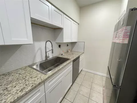 640 Wilcrest Dr #640, Houston, TX 77042