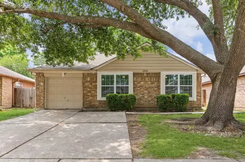 2515 Spring Dusk Ln, Spring, TX 77373