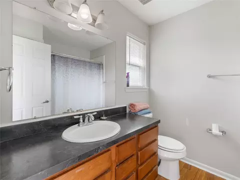 Bath - 805 E Columbus, Wharton, TX 77488 photo 1 of 2