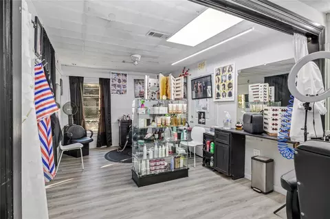 3731 Reveille St, Houston, TX 77087