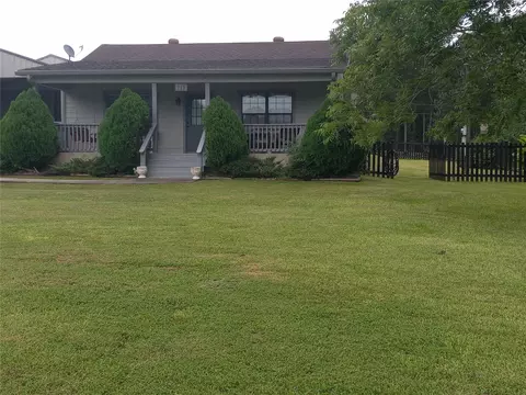 111 Southwood Shores Dr, Coldspring, TX 77331