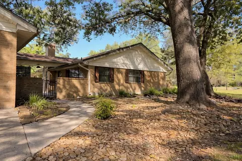 Exterior - 19103 Whitewood Dr, Spring, TX 77373 photo 2 of 2