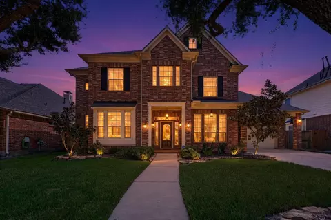 6118 Southwell Ln, League City, TX 77573