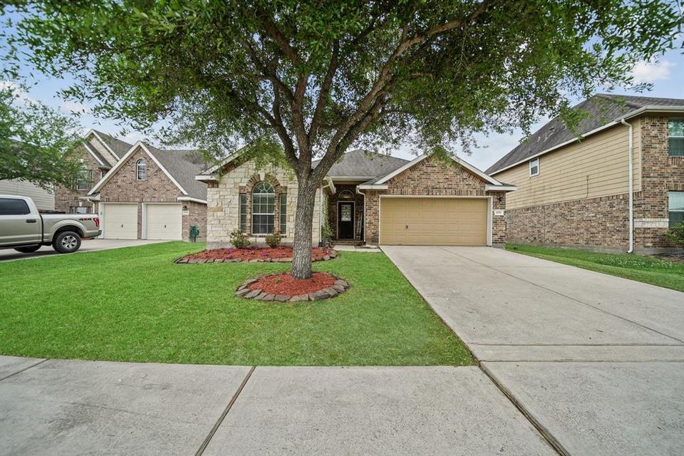 4706 Lake Line Ct, Alvin, TX 77511 36 Photos MLS 27429444 Movoto