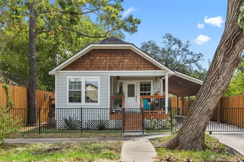 1710 Mckee St, Houston, TX 77009