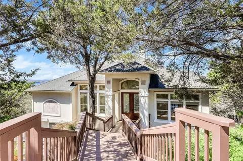 7008 Deepwood Dr, Lago Vista, TX 78645