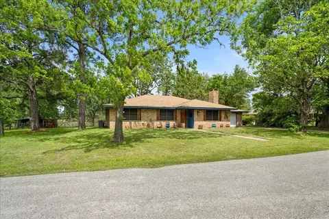 795 Bader Rd, Bellville, TX 77418