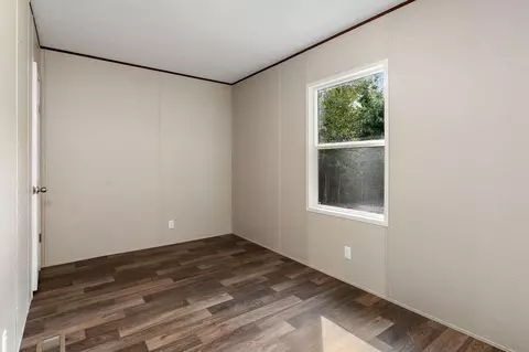Bedroom - 164 Tripletree St, Lufkin, TX 75904 photo 5 of 6